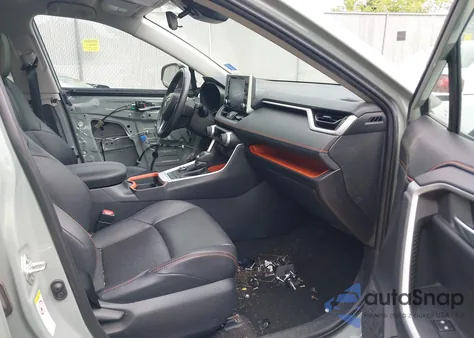 2019 Toyota Rav4 Adventure z USA, uszkodzony, nr VIN 2T3J1RFV8KW035005